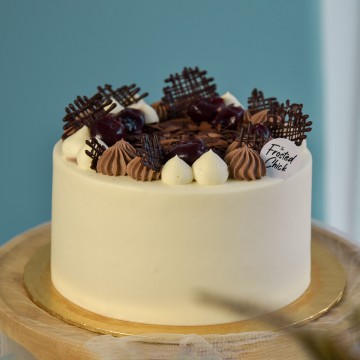 Blackforest Fresh Cream Cake