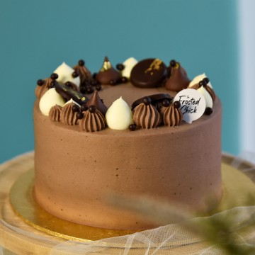 Chocolate Chip Fresh Cream Cake