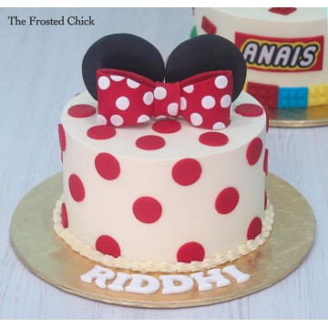 Minnie Bow Inspired Cake