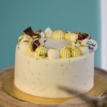 Yuzu Oolong Osmanthus Fresh Cream Cake