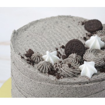 Cookies & Cream Cake