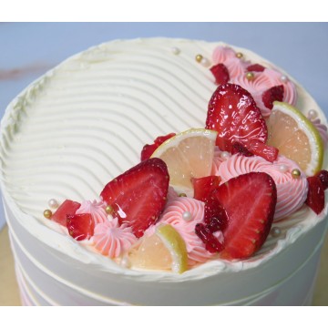 Strawberry Lemonade Cake