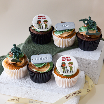 SAF Day Dog Tag Cupcakes