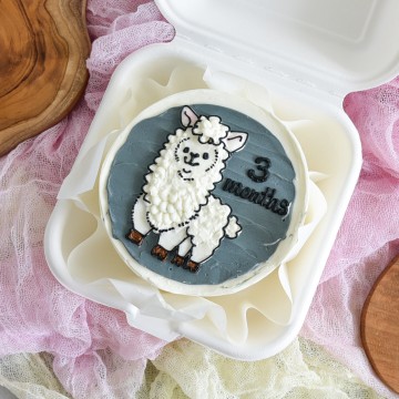 Friendly Alpaca Bento Cake