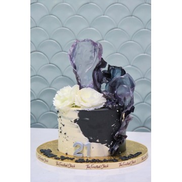 Monochrome Floral Sails Cake