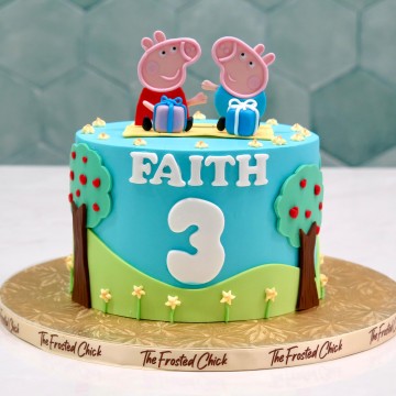 Peppa Pig Birthday Cake