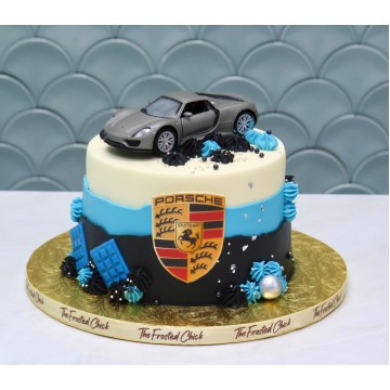 Porsche Spyder Cake