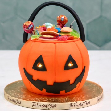 Halloween Trick Or Treat Bucket Cake