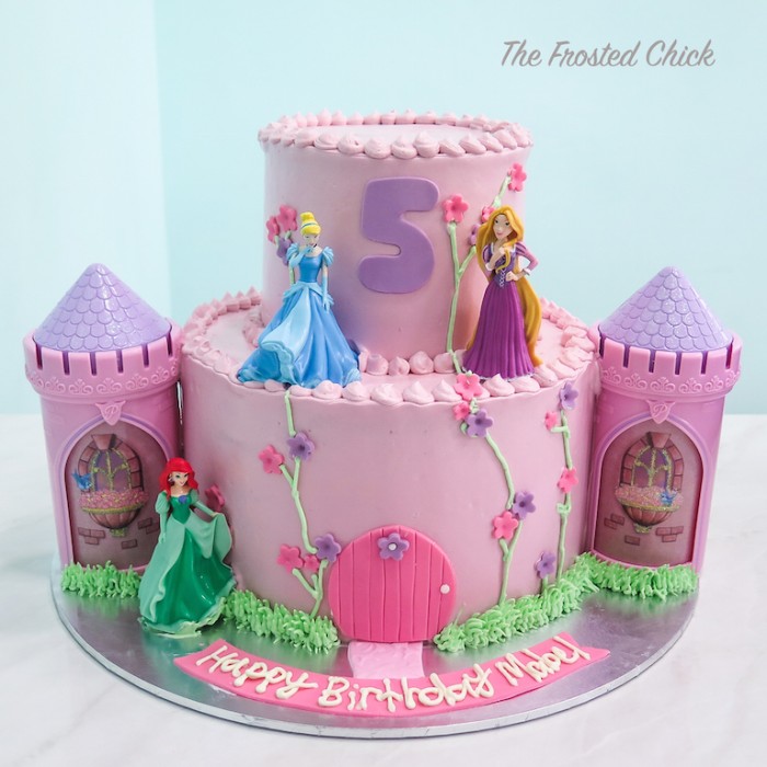 Princesses, unicorn and mermaid themed