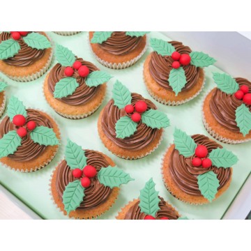 Mistletoe Cupcakes