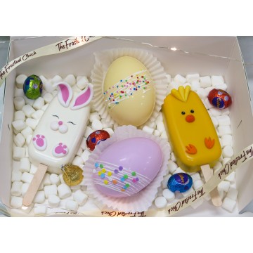 Eggcellent Easter Gift Box (Cakesicles + Chocolate Bombs Set)
