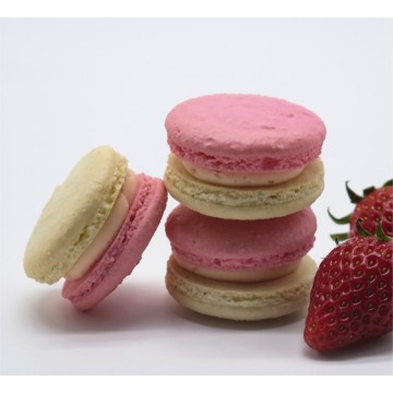 Strawberry Macaron