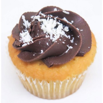 Boston Cream Pie Cupcake