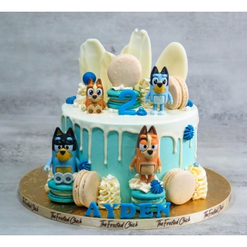 Bluey Family Drip Cake