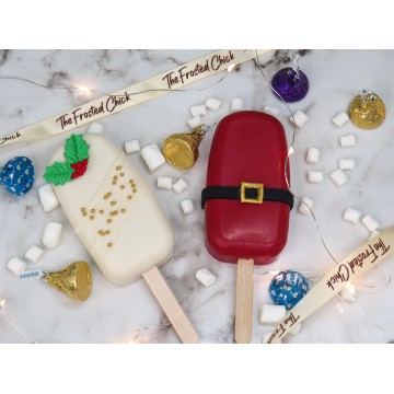 Christmas Cakesicles (8pc)