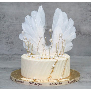 Elegant Crown Cake