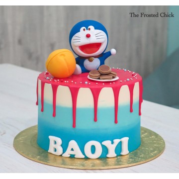 Doraemon Inspired Drip Cake