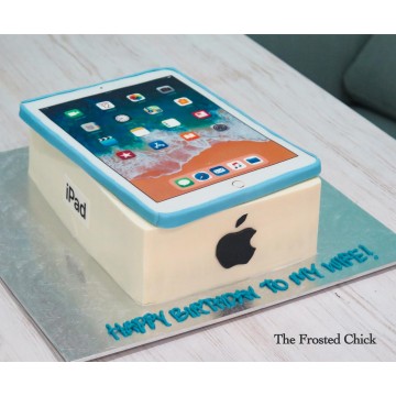 iPad Inspired Cake