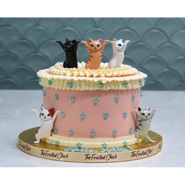 [Image: dancing%20kitty%20cats-595x595.jpg]