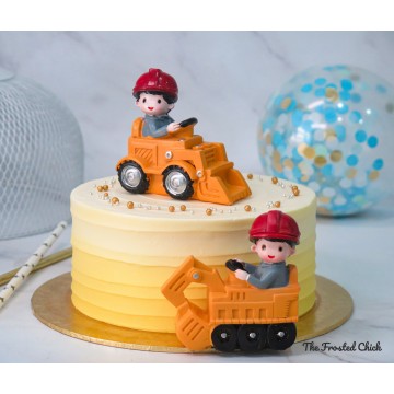 Ombre Yellow Cake + Builders Construction toy set (Expedited, SELF ASSEMBLE series)
