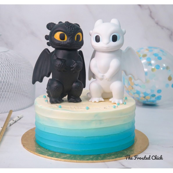 Ombre Blue Cake + Night Fury Toy Set (Expedited, Self Assemble Series)