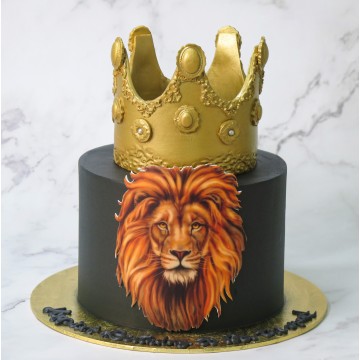 Lion King Crown Cake