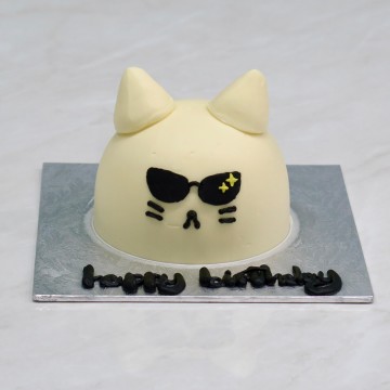 Chic Sunglasses Cat Mini Cake